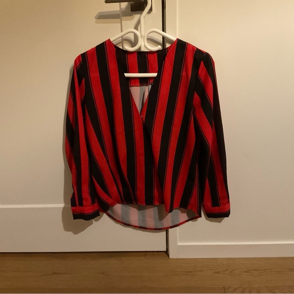Red and black v neck blouse - Picture 1 of 4